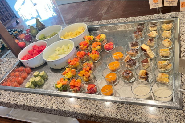 Snapshot of some of the breakfast choices., camino ingles