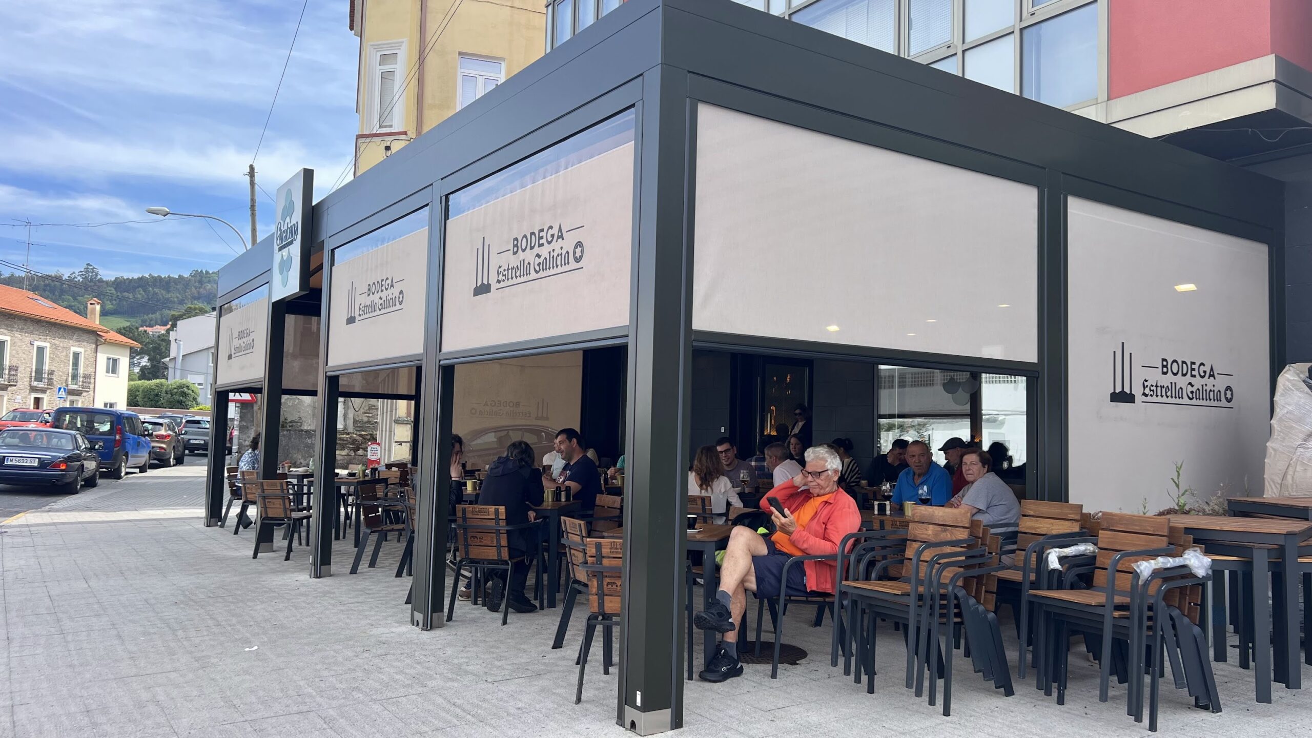 many cafes just before Pontedueme on the Camino Ingles